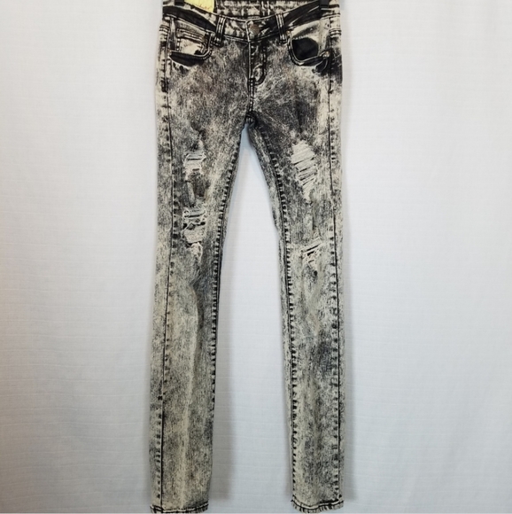 Machine | Distressed Acid Wash Skinny Jean 28 - Picture 1 of 5
